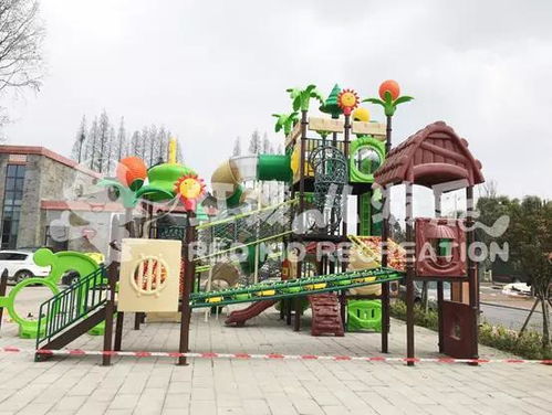 組圖 優(yōu)質(zhì)幼兒園滑梯廠家應(yīng)具備特點