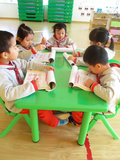 幼兒園日常精彩瞬間 在童真與歡笑中成長